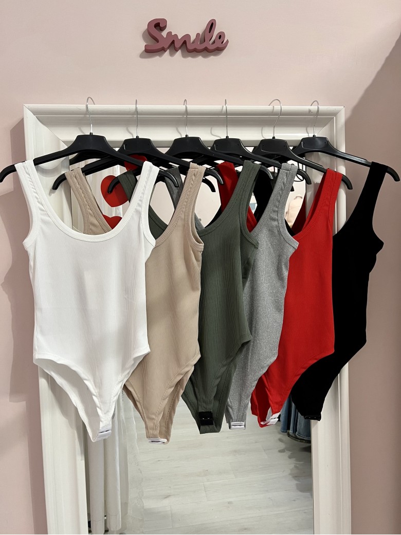 Body a canotta a costine