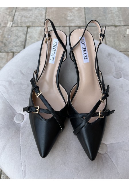 Decoltè slingback con fibbiette neri