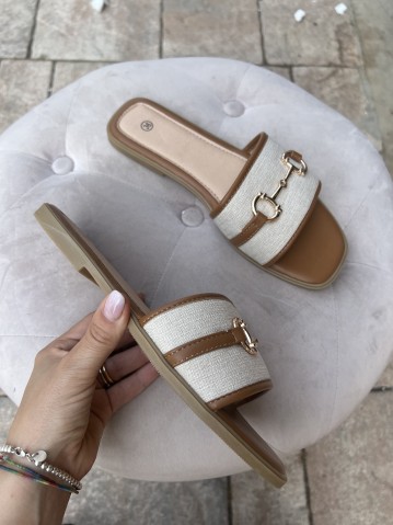 Ciabattine tessuto beige fibbietta dorata 2