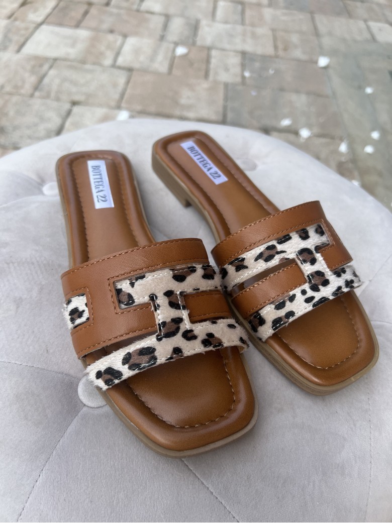 Ciabattine doppio cinturino leopardato