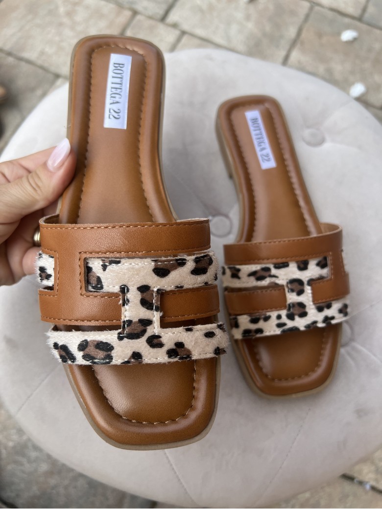 Ciabattine doppio cinturino leopardato