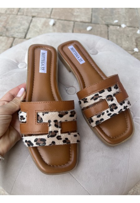 Ciabattine doppio cinturino leopardato