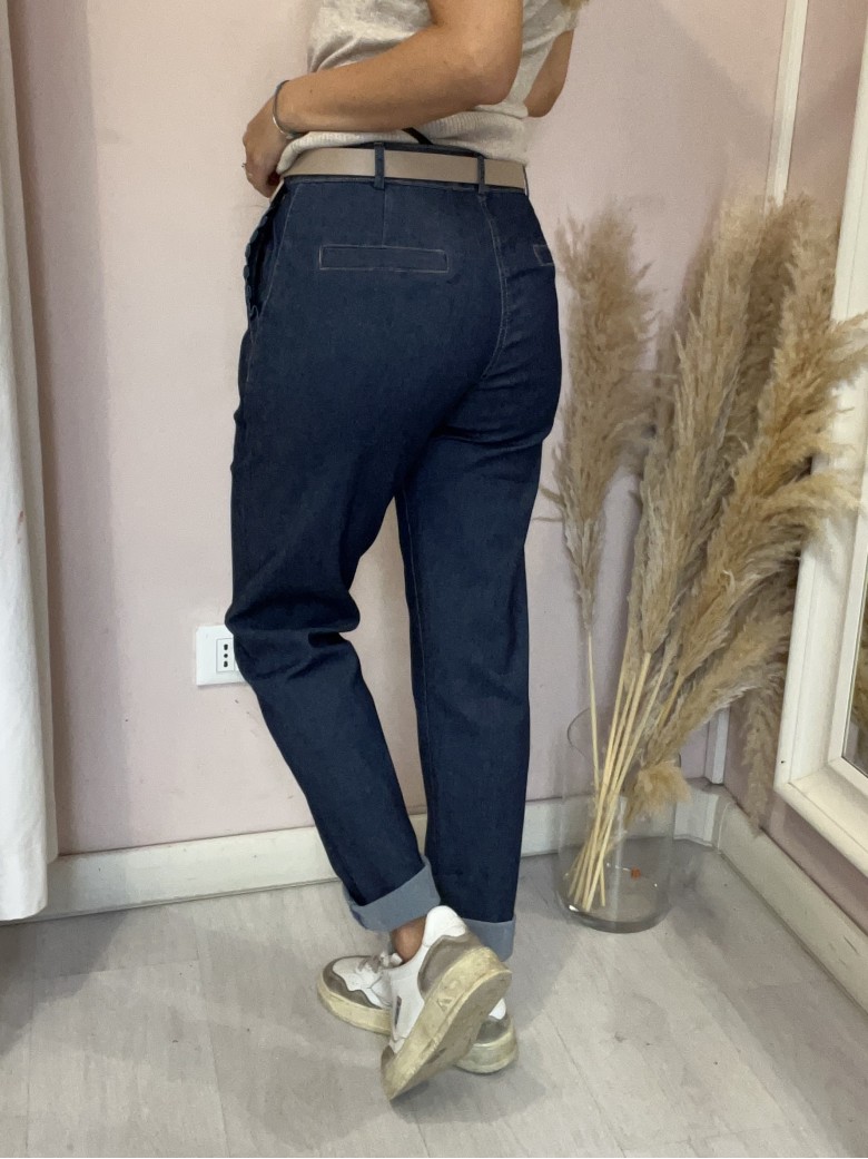 Pantaloni TIPO jeans mom