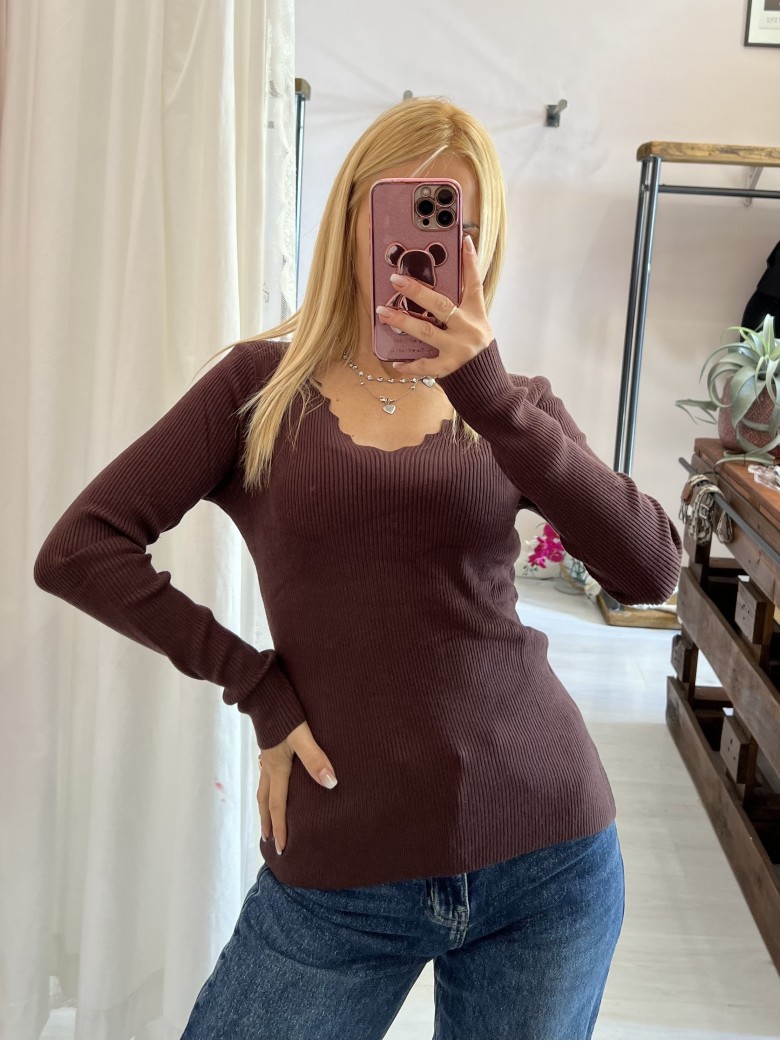 Maglioncino scollo a V ondulato in viscosa