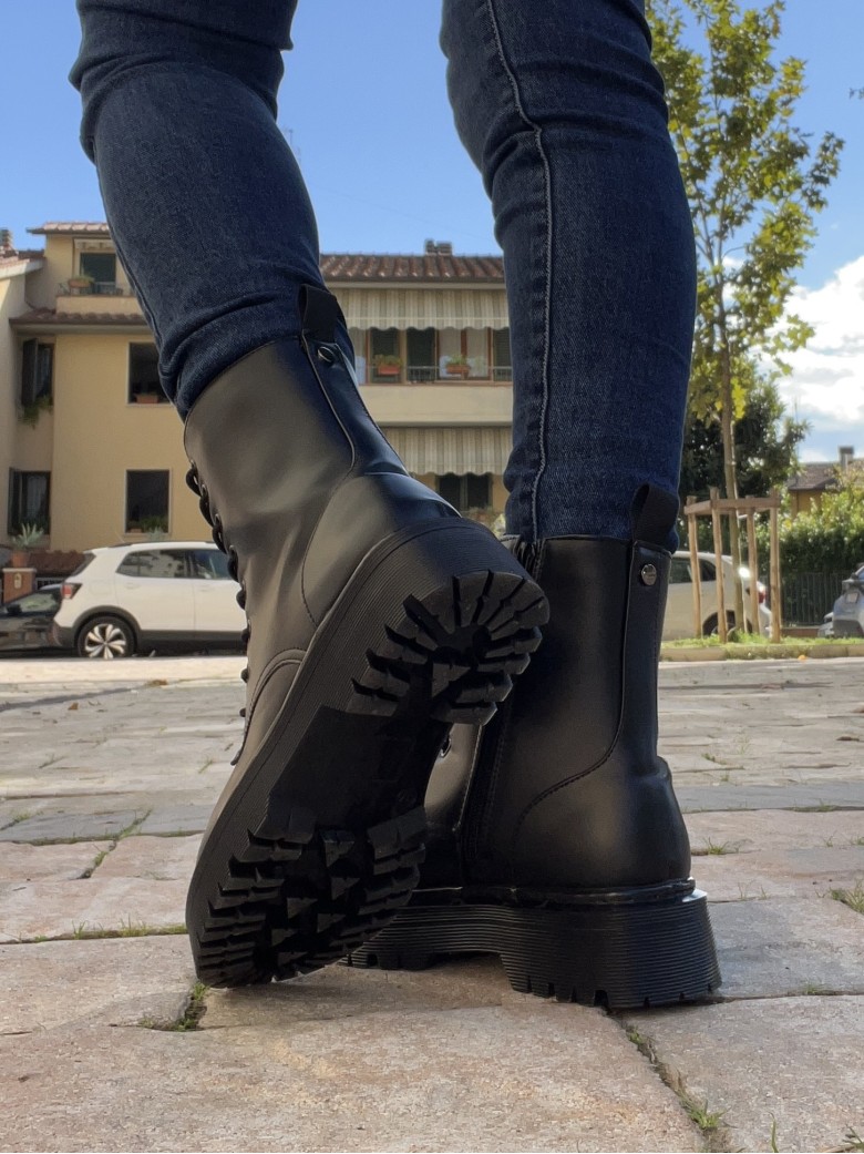 Stivali anfibi NERI
