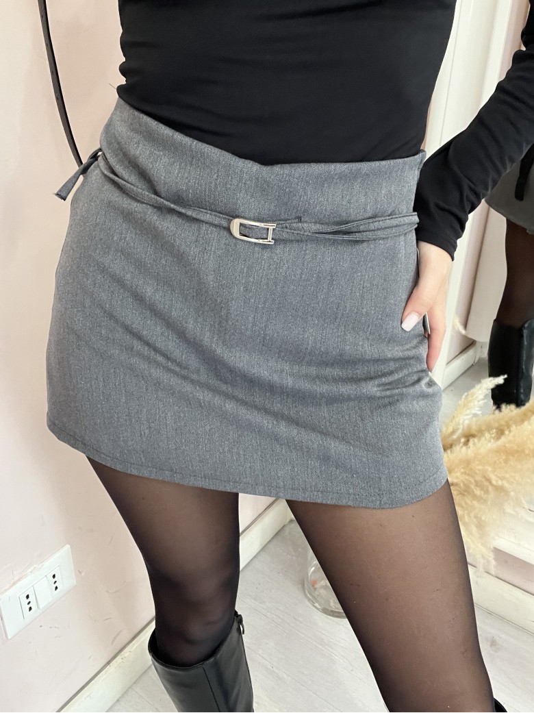 Gonna belen con sotto il pantaloncino GRIGIA