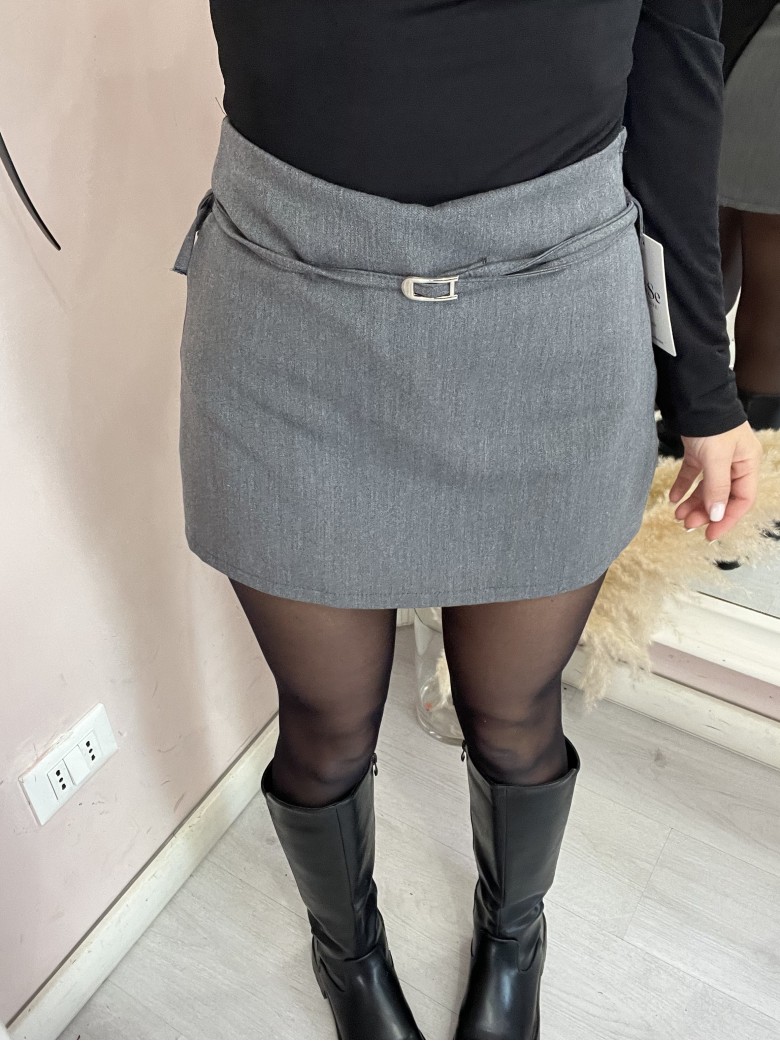 Gonna belen con sotto il pantaloncino GRIGIA