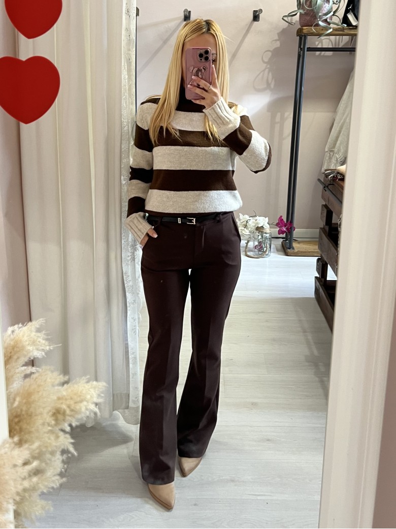 Pantaloni DANI a zampa marroni