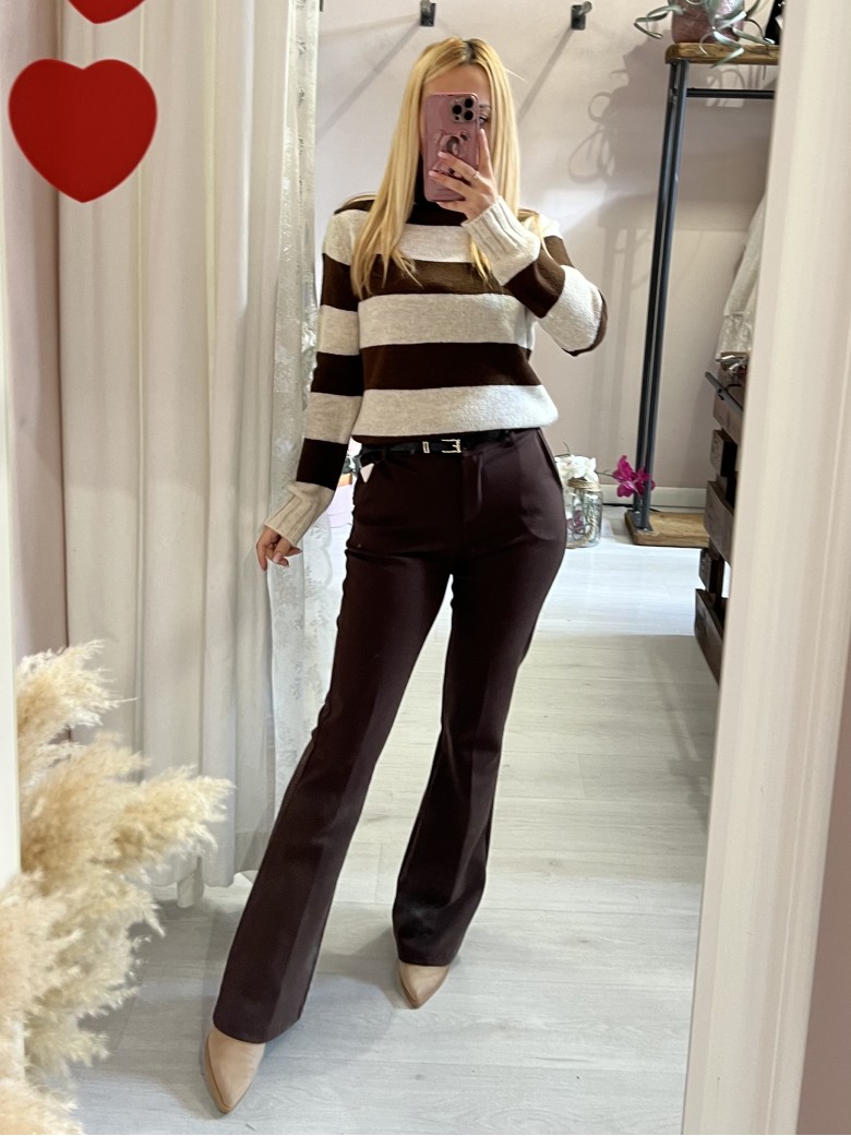 Pantaloni DANI a zampa marroni