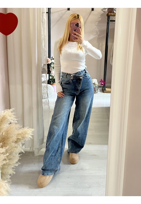 Jeans larghi chiusura incrociata asimmetrica