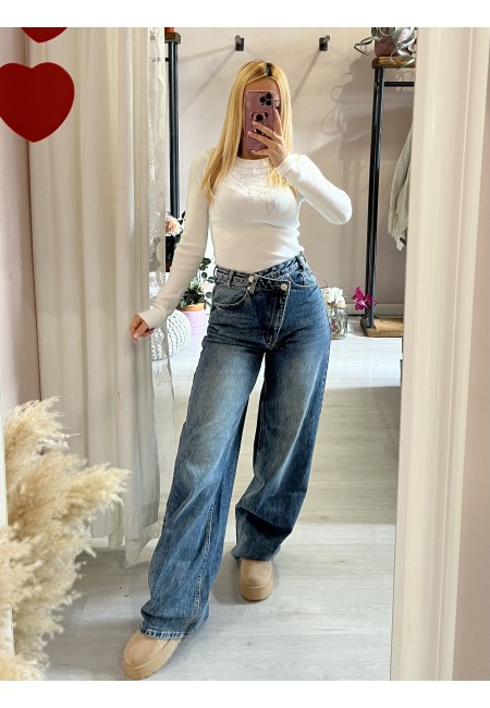 Jeans larghi chiusura incrociata asimmetrica