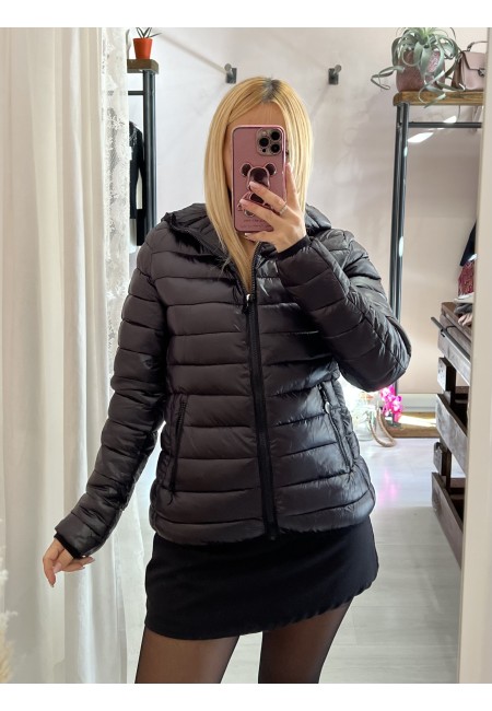 Giubbotto piumino nero