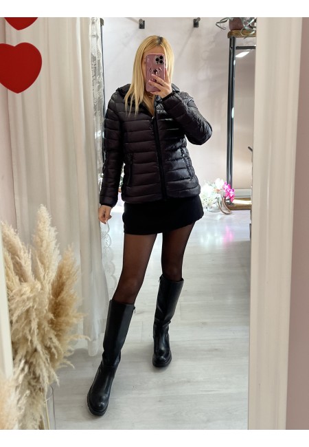 Giubbotto piumino nero
