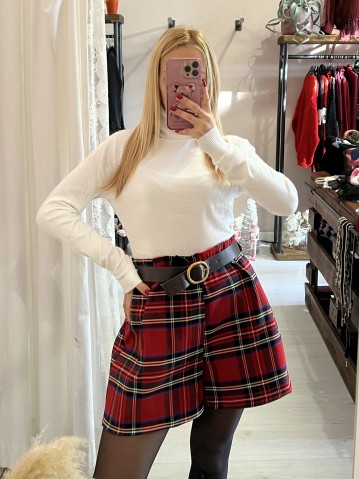 Pantaloncini tartan rossi 2