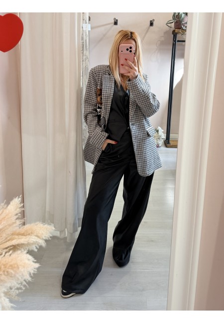 Pantaloni in pelle larghi