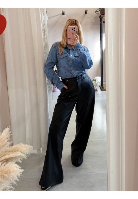 Pantaloni in pelle larghi