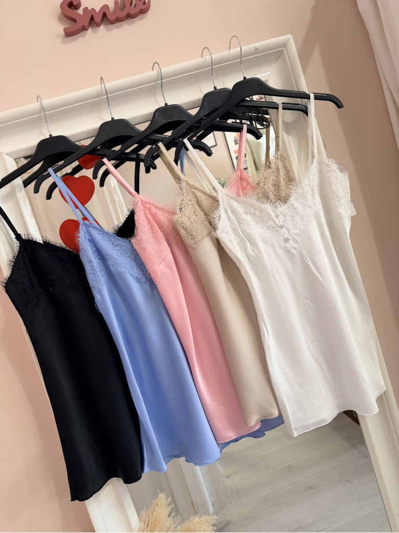 Canotta in raso con pizzo rosa