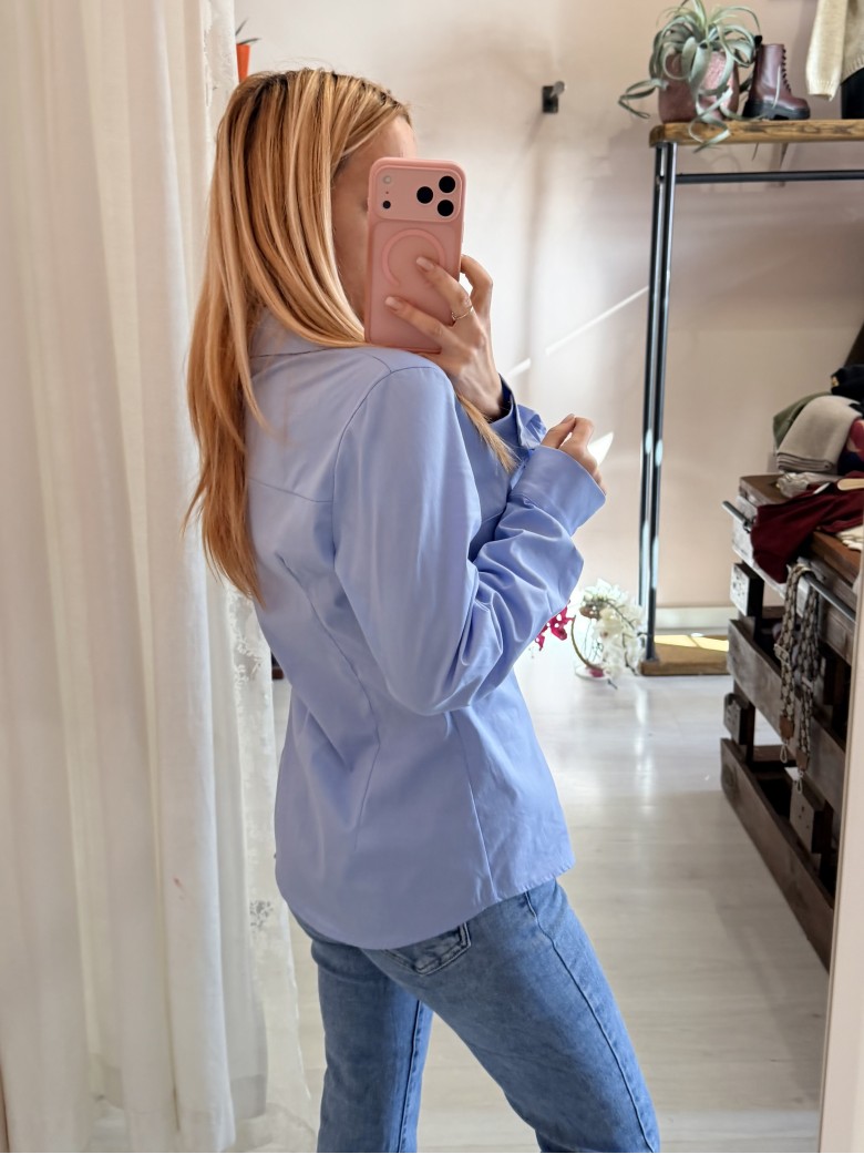 Camicia avvitata in cotone celeste