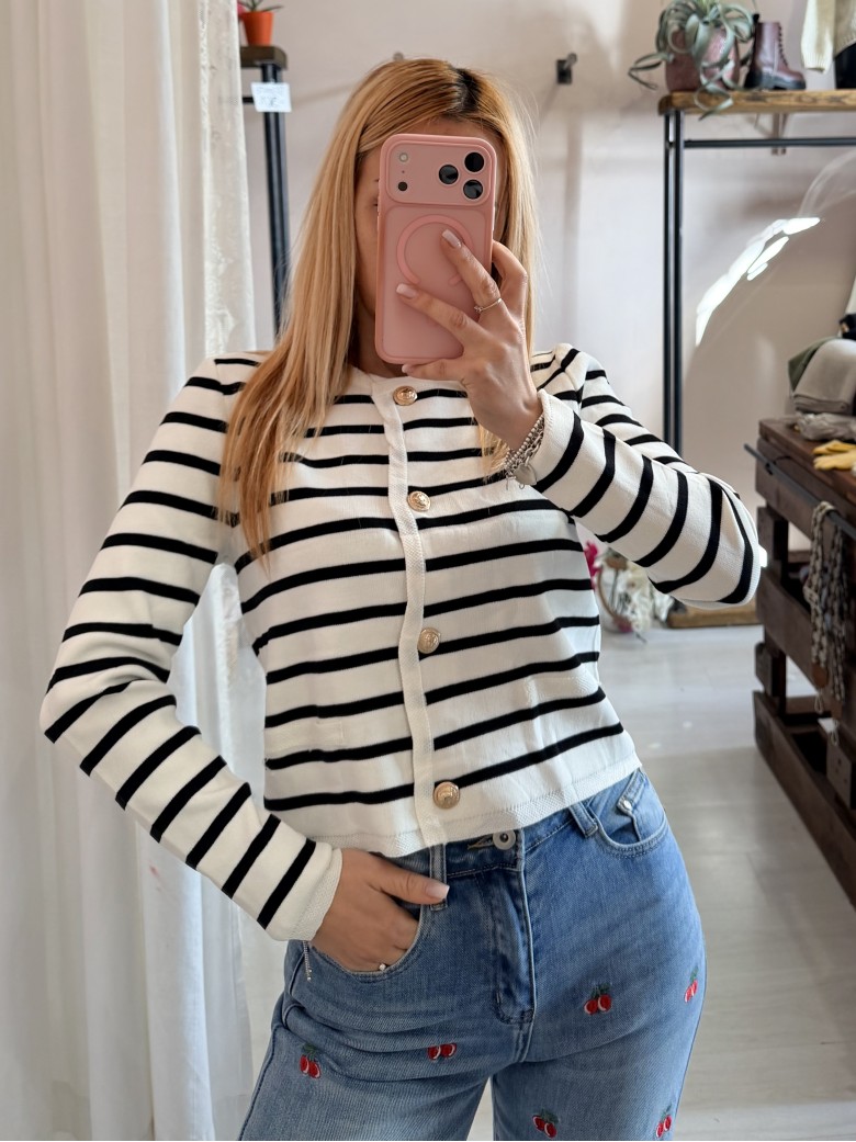 Maglioncino a righe bianco con bottoni