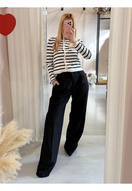 Maglioncino a righe bianco con bottoni