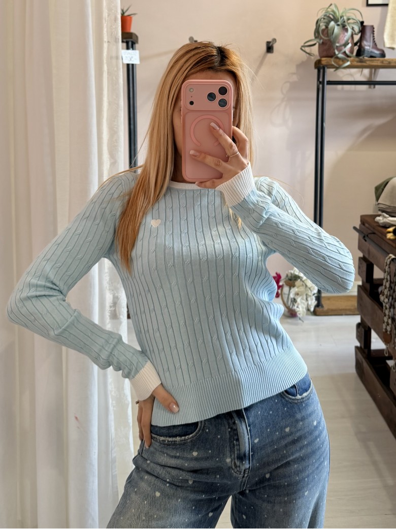 Maglioncino CUORICINO a trecce celeste