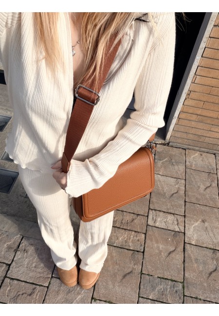 Borsetta PENNY color cuoio