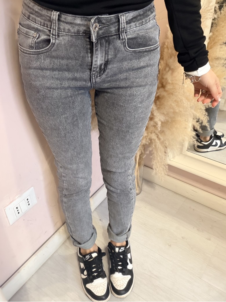 Jeans grigi PUSH UP morbidi