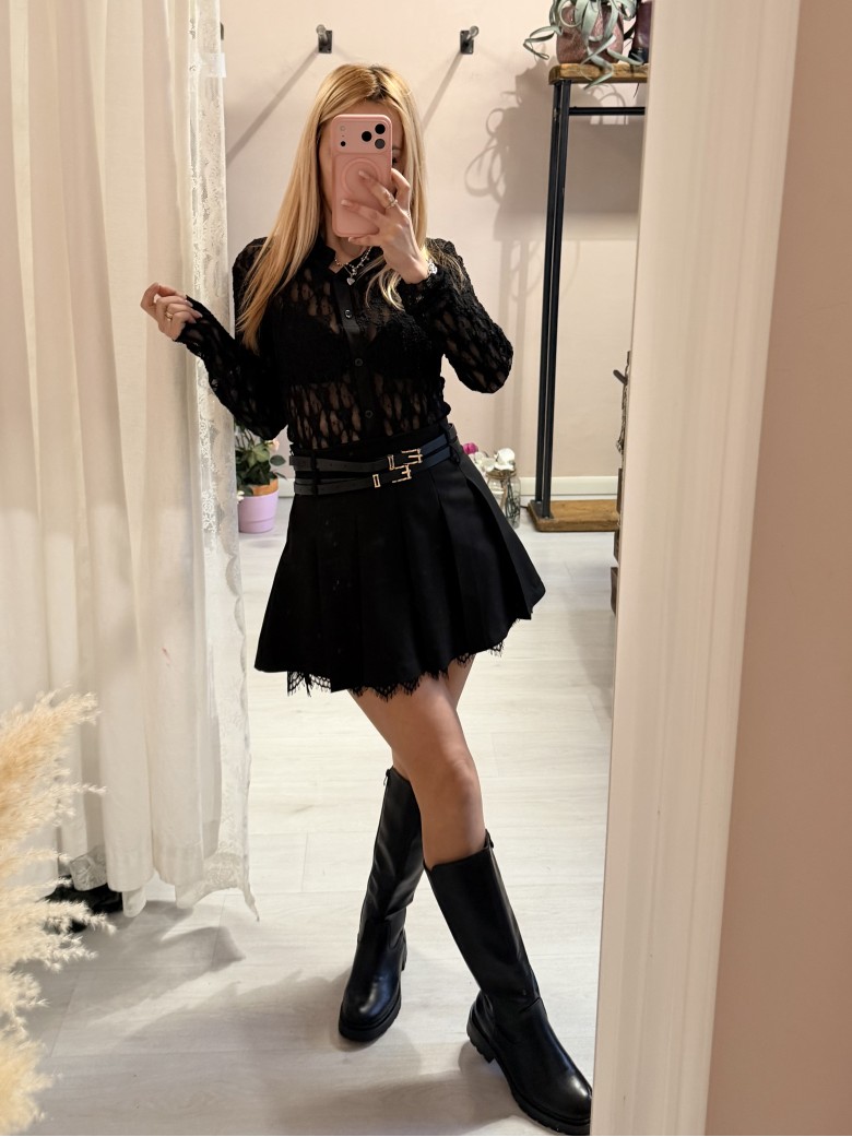 Gonna a pieghe con bordo in pizzo nera