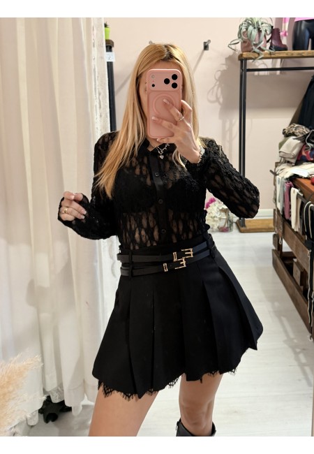 Gonna a pieghe con bordo in pizzo nera