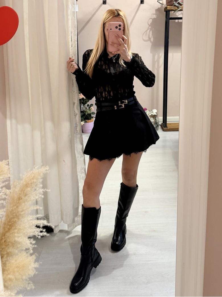 Gonna a pieghe con bordo in pizzo nera