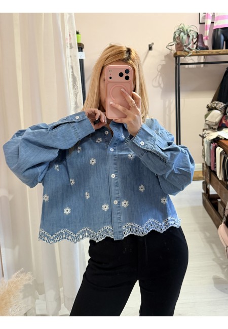 Camicia di jeans fiorellini ricamata