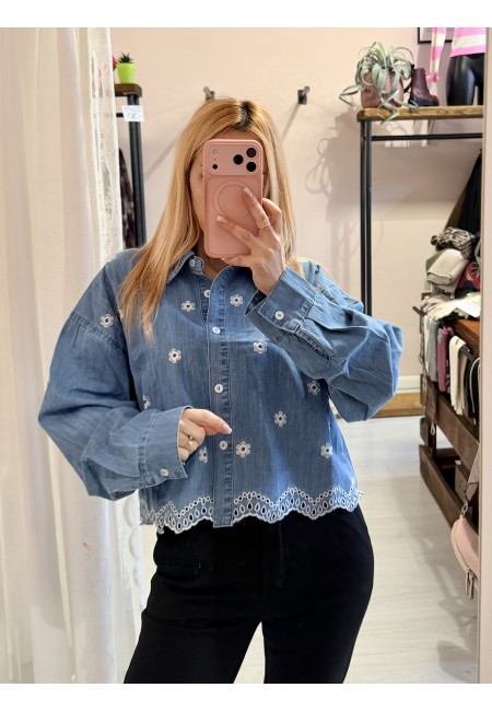 Camicia di jeans fiorellini ricamata