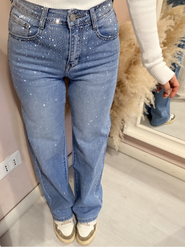 Jeans larghi cascata di STRASS