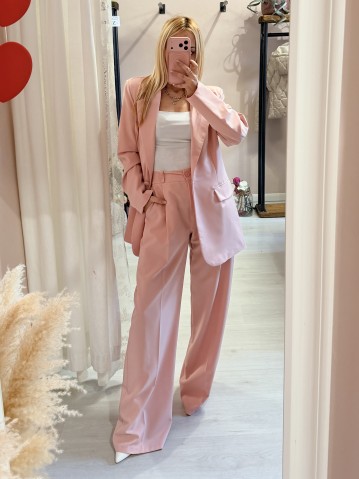 Pantaloni sartoriali larghi rosa 2