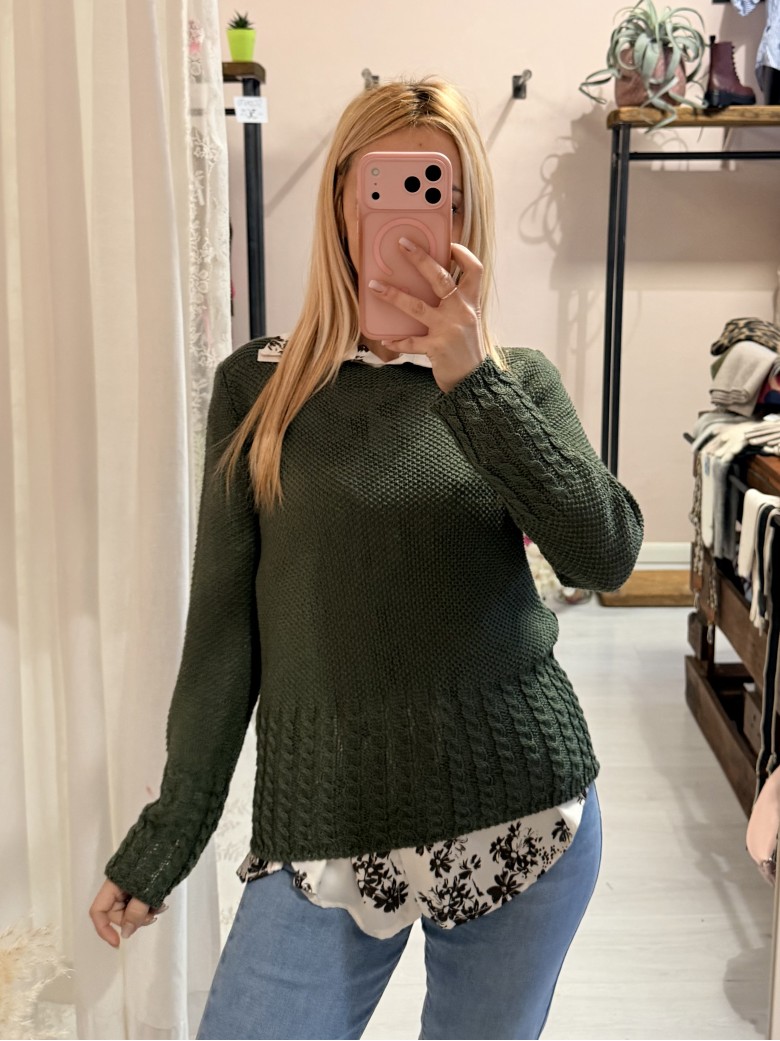 Camicia in raso fiorellini sul verde