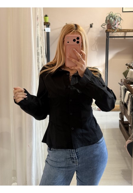 Camicia FIOCCO nella schiena nera