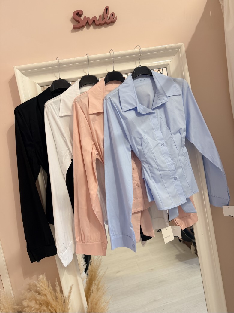 Camicia FIOCCO nella schiena nera