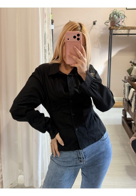 Camicia FIOCCO nella schiena nera