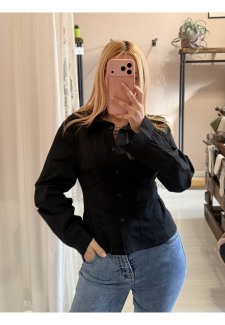 Camicia FIOCCO nella schiena nera