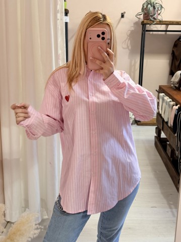 Camicia a righe ROSA con cuoricino rosso
