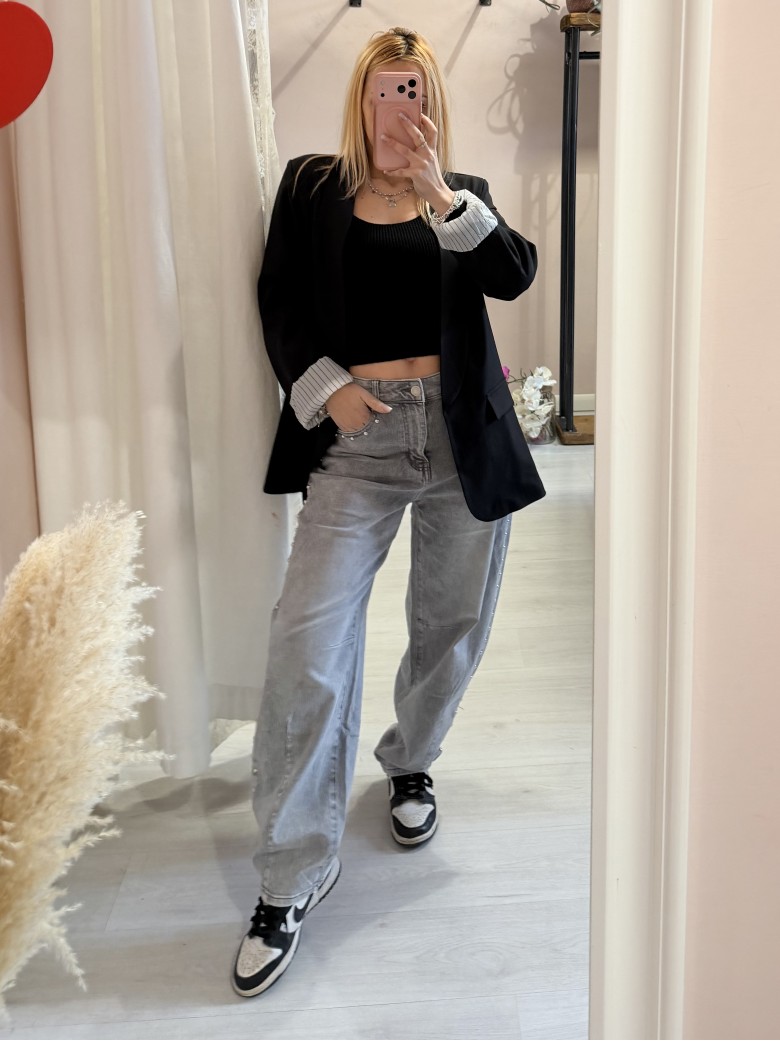 Jeans balloon grigi con borchiette