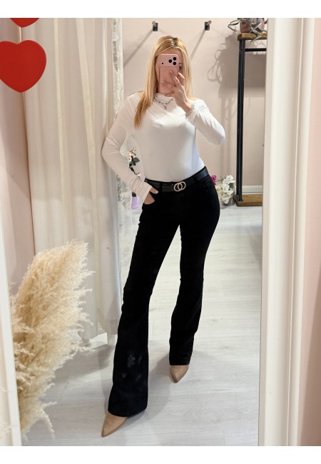 Jeans NERI a ZAMPA push up