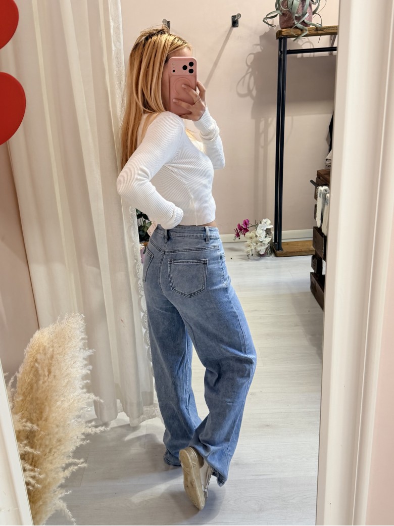 Jeans larghi chiusura asimmetrica