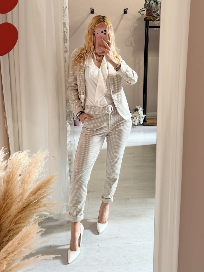 Pantaloni ICHI bianchi e beige