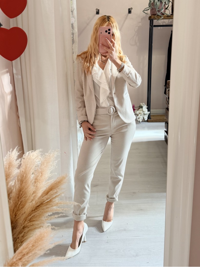 Pantaloni ICHI bianchi e beige