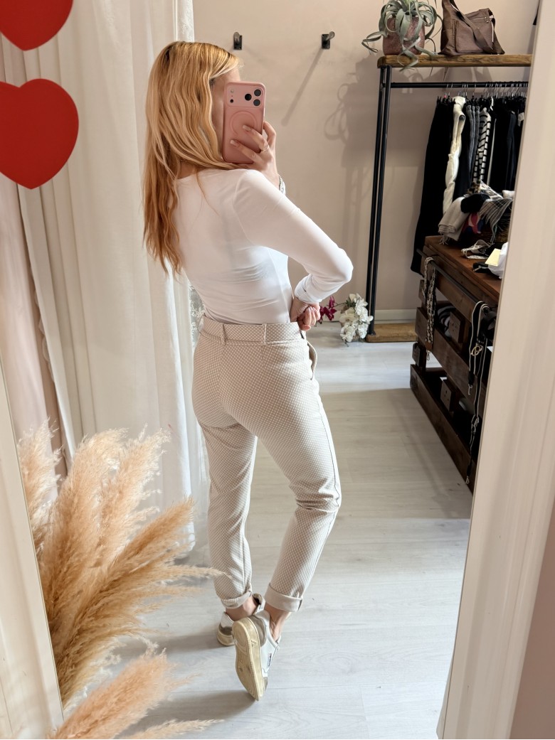 Pantaloni ICHI bianchi e beige