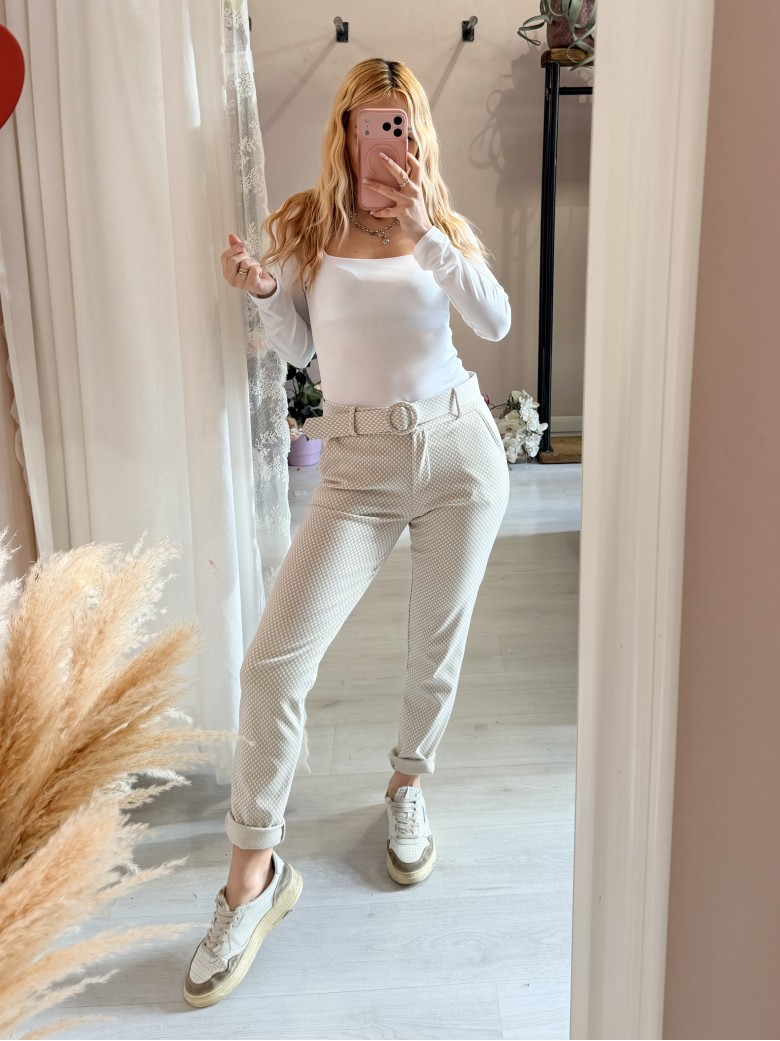 Pantaloni ICHI bianchi e beige