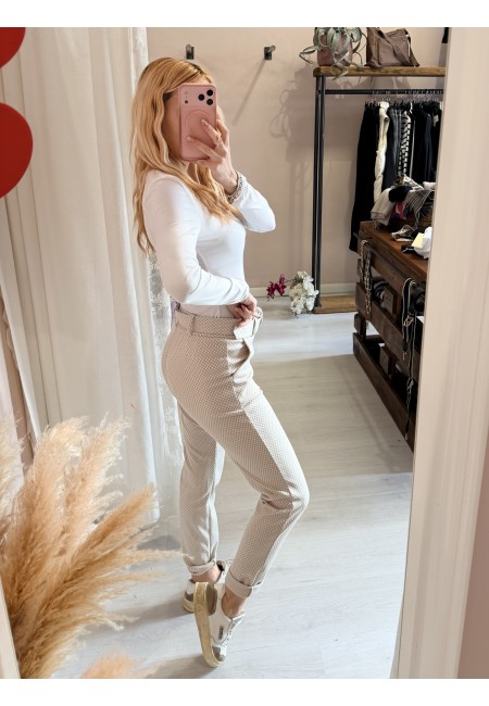 Pantaloni ICHI bianchi e beige