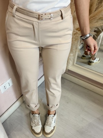 Pantaloni a sigaretta beige