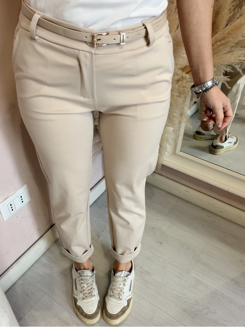 Pantaloni a sigaretta beige